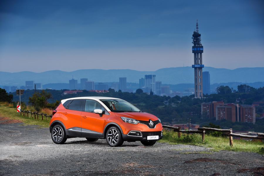  Renault Captur 2015 года  (ZA) (фото 5 из 14)